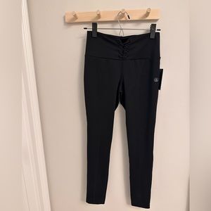 NWT Guess Athletics Size Small Leggings